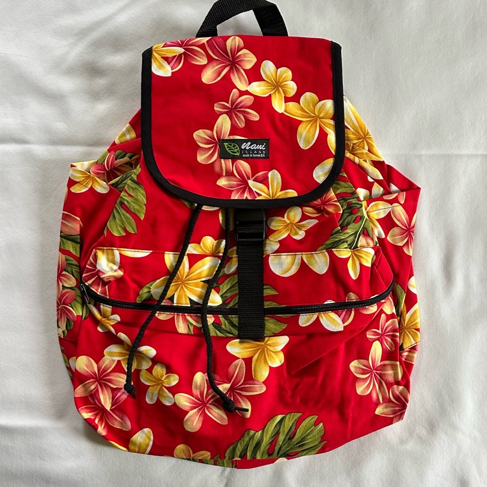 Nani Island Flap Backpack MEDIUM